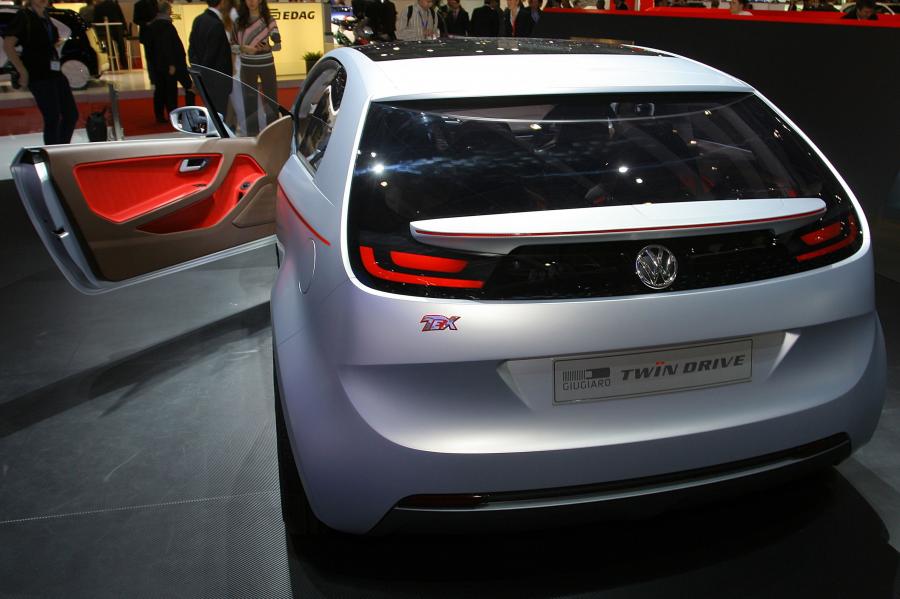  ItalDesign Tex 2011 года  (фото 29 из 40)
